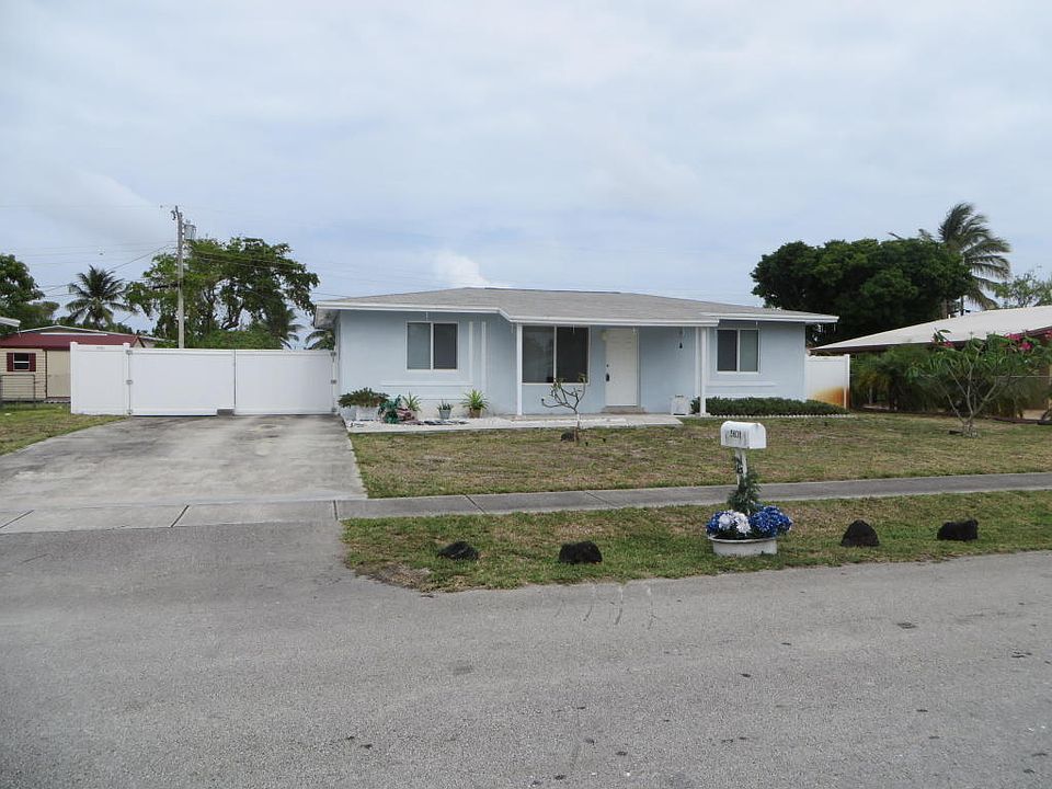 1st image of 3101 SW 37th Ave