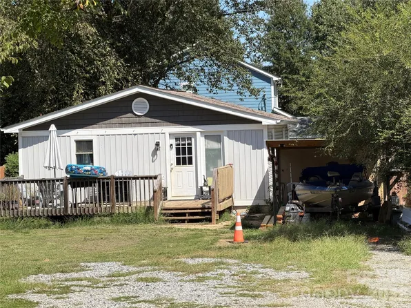 2604 McGill St, Kannapolis, NC 28081