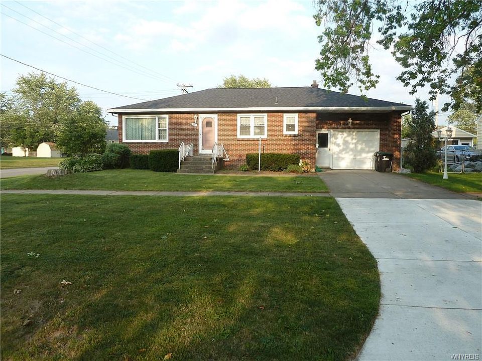 1st image of 381 Parkhurst Blvd