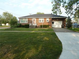 381 Parkhurst Blvd, Buffalo, NY 14223