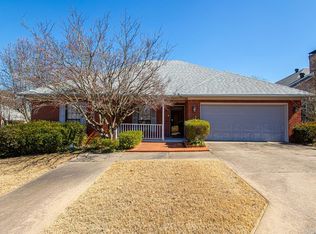 1321 Gleneagles Ct, Little Rock, AR 72211