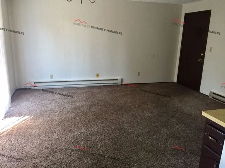 1240 W Main St — Photo 2