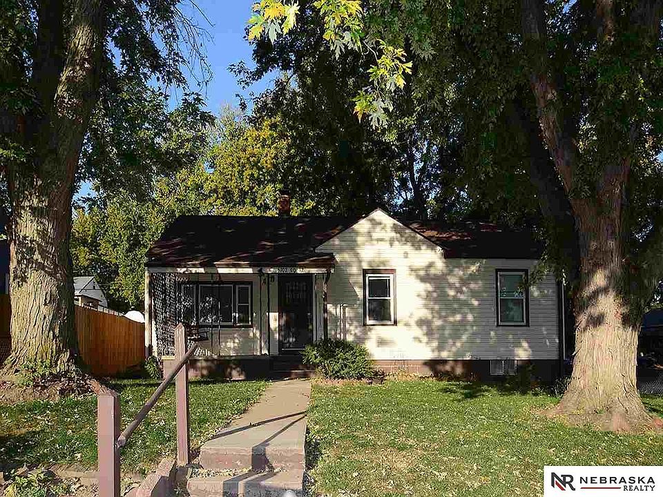 1st image of 6102 S 32nd St