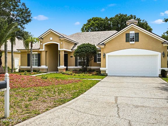 4th image of 401 BLAGDON Court