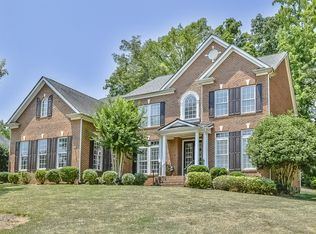 329 Chancelot Ln, Fort Mill, SC 29708