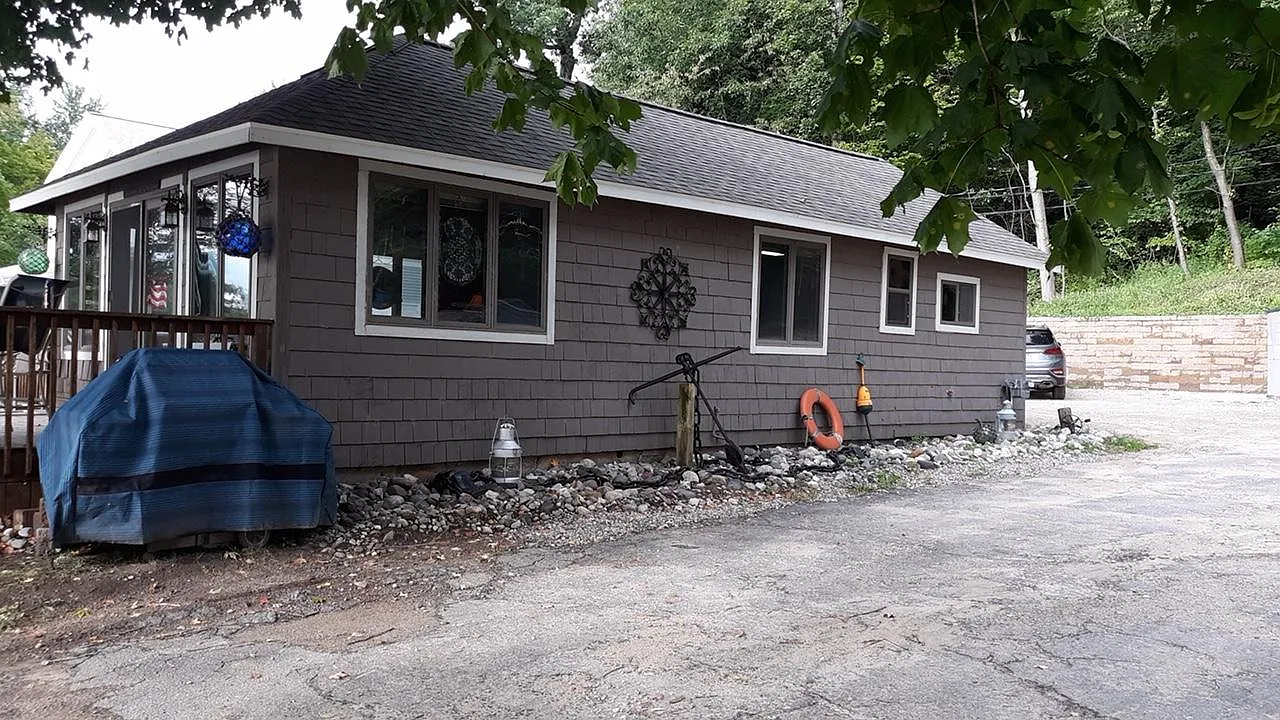 Elhart Dr NE, Lowell — Photo 3