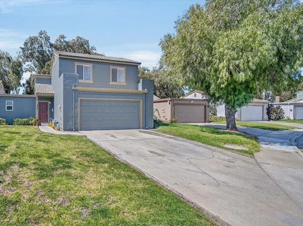 1605 Cherokee Dr, Salinas, CA 93906