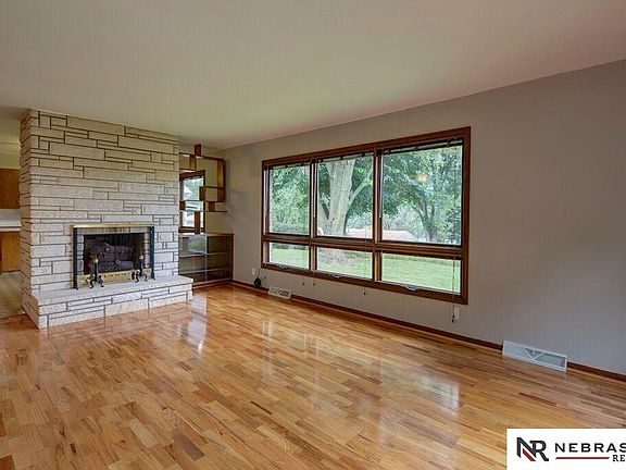 4th image of 5732 N 81st St