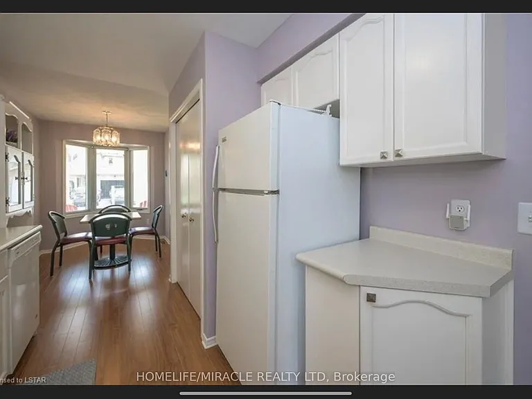 195 Barker St #7 — Photo 22