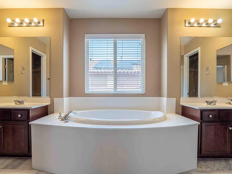 10127 Glorious Moon Ct — Photo 19