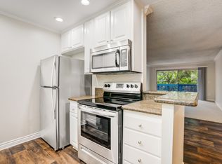 Harbour Lights Resort Apartments, Huntington Beach, CA 92649