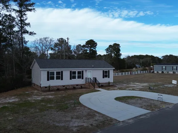 852 Yaupon Drive SW, Calabash, NC 28467