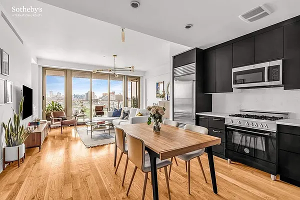 Rented by Sotheby's International Realty | media 17