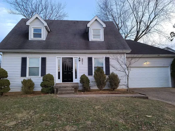 2911 Velden Dr, Louisville, KY 40220