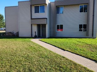 1027 Railroad Ave E APT 203, Hatton, ND 58240