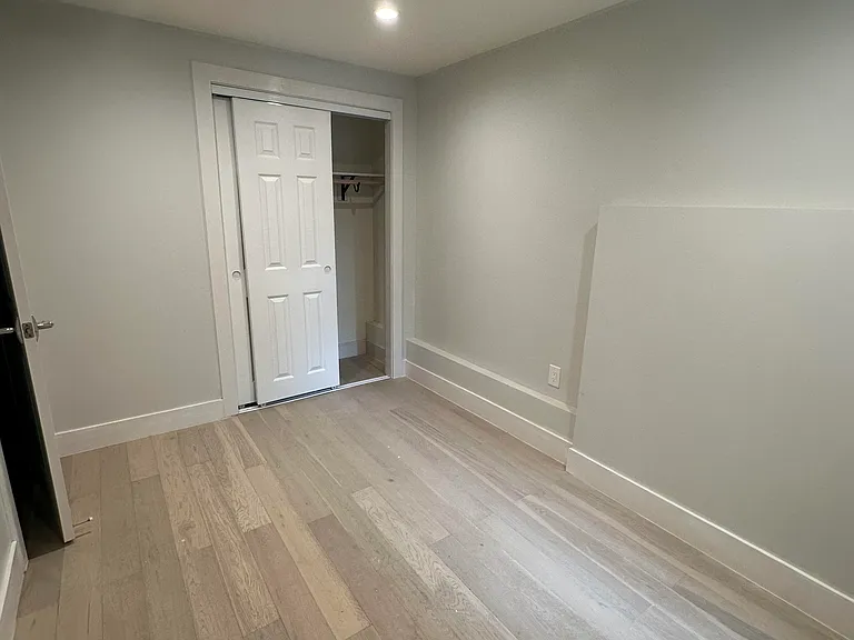 1454 20th Ave — Photo 3