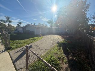 1126 E Ada Ave, Glendora, CA 91741