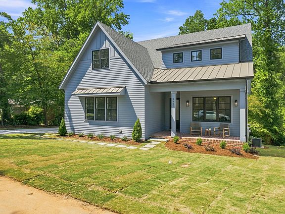 4th image of 2921 Claremont Rd