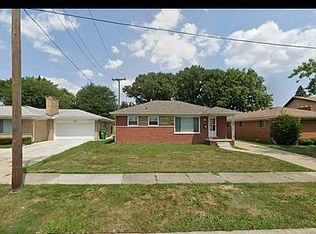 19103 Rosetta Ave, Eastpointe, MI 48021