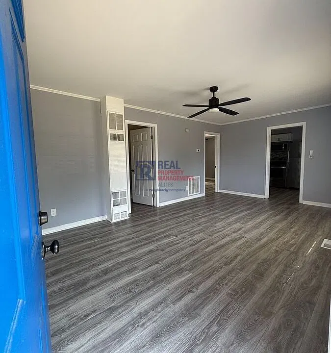 2909 Skyline Dr
