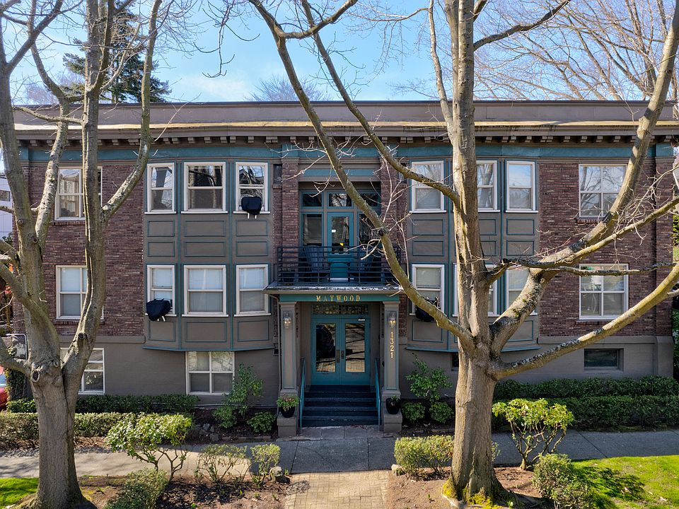 1st image of 1321 4th Ave W #8
