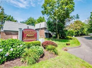 137 Trolley Crossing Ln, Middletown, CT 06457