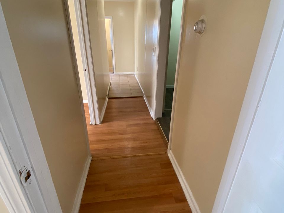 1st image of 12-20 Rockville St #14A
