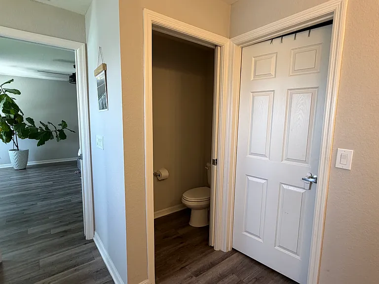 6896 Gideon Cir — Photo 15