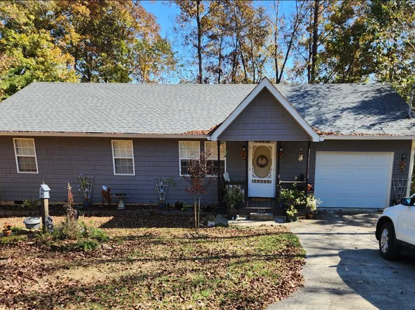 240 Texas Ave, Etowah, TN 37331