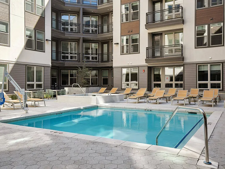 Momentum Apartments — Photo 11