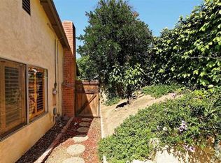 843 N Holbrook Ave, Simi Valley, CA 93065