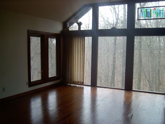 5th image of 2865 State Road 135 N
