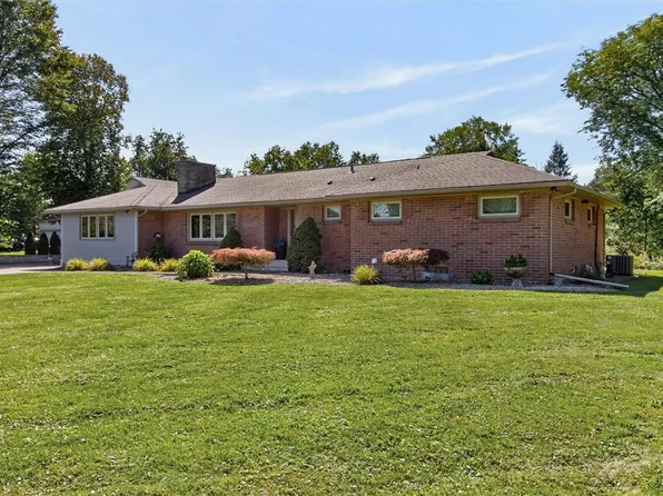1625 Five Mile Line Rd, Penfield, NY 14526