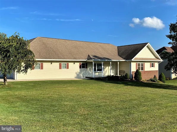 407 Timber Ridge Dr, Frostburg, MD 21532