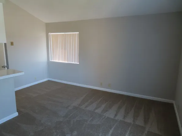 Mira Mesa (8835), 8835 Mira Mesa Blvd #5, San Diego, CA 92126