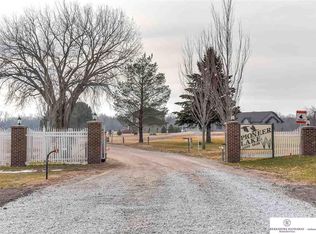 25 Pioneer Lk, North Bend, NE 68649