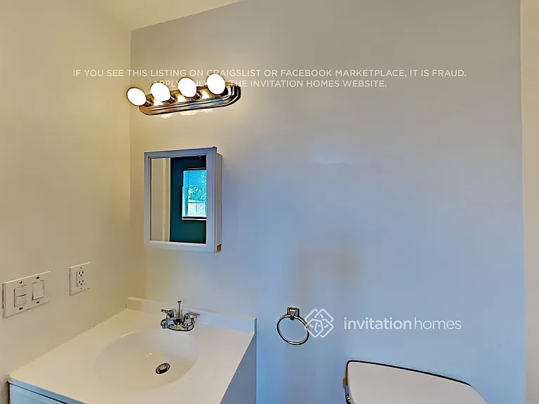 10027 Marcus Ave — Photo 15