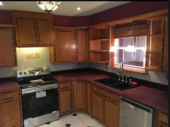 3rd image of 324 Seneca Trl