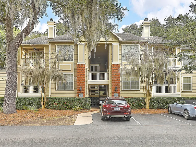 1600 Long Grove Dr #1417 — Photo 2