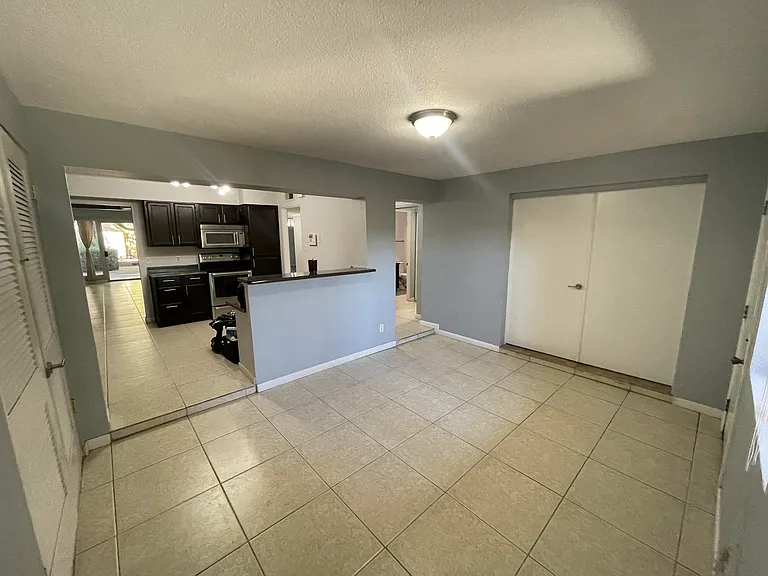 2 W Northern Ave #5 — Photo 11
