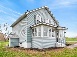 9025 Lock Berlin Rd, Lyons, NY 14489