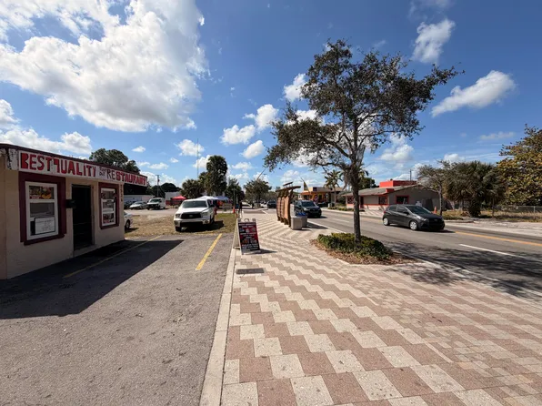 1551 NW 6th St #6, Fort Lauderdale, FL 33311