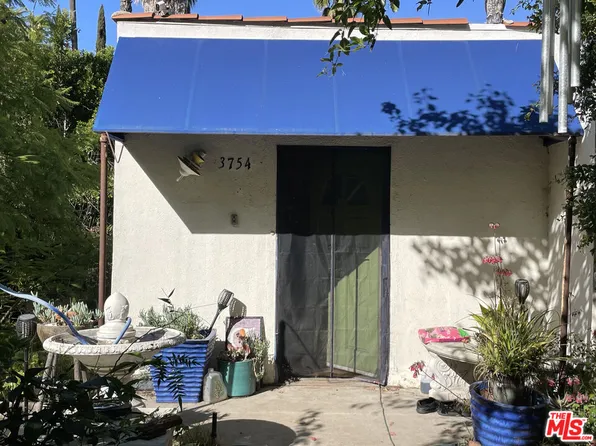 3754 Fredonia Dr, Los Angeles, CA 90068