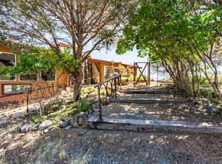 108 Mountain Pass, Capitan, NM 88316