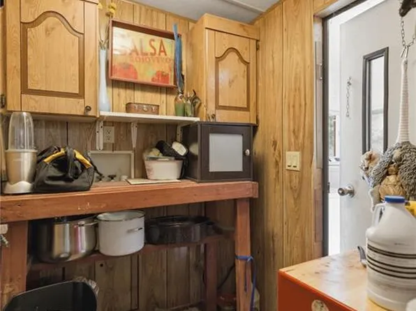 115 Chapel Ln, Hawthorne, FL 32640