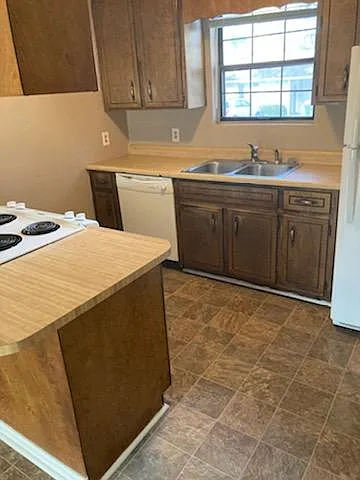 103 Gmc Rd NE — Photo 3
