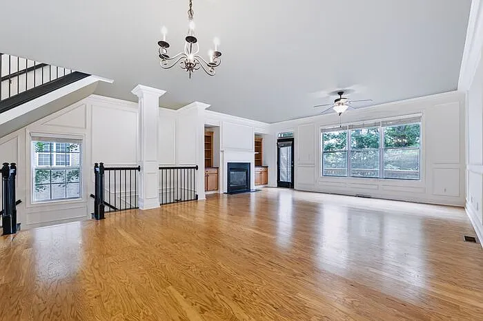 5756 Pine Oak Dr NW — Photo 3