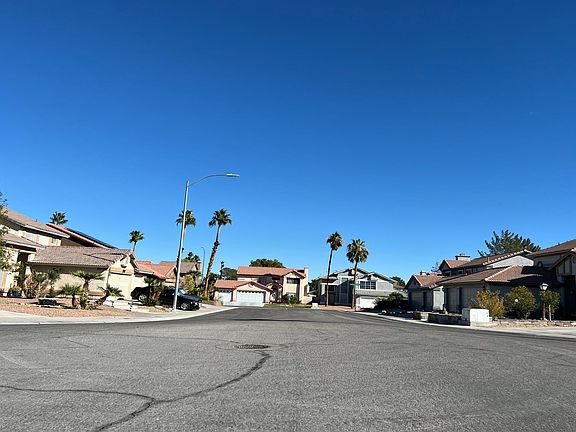 5th image of 6585 Moonshadow Cir