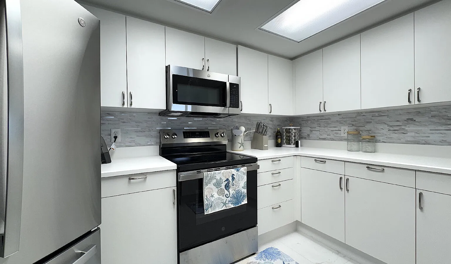 2 bed, 1561 sqft, $2,650 — Photo 3