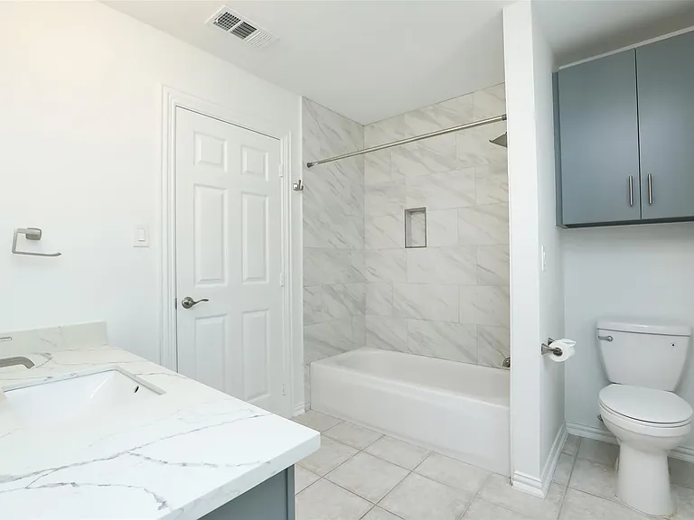 1715 Cottage Landing Ln — Photo 44